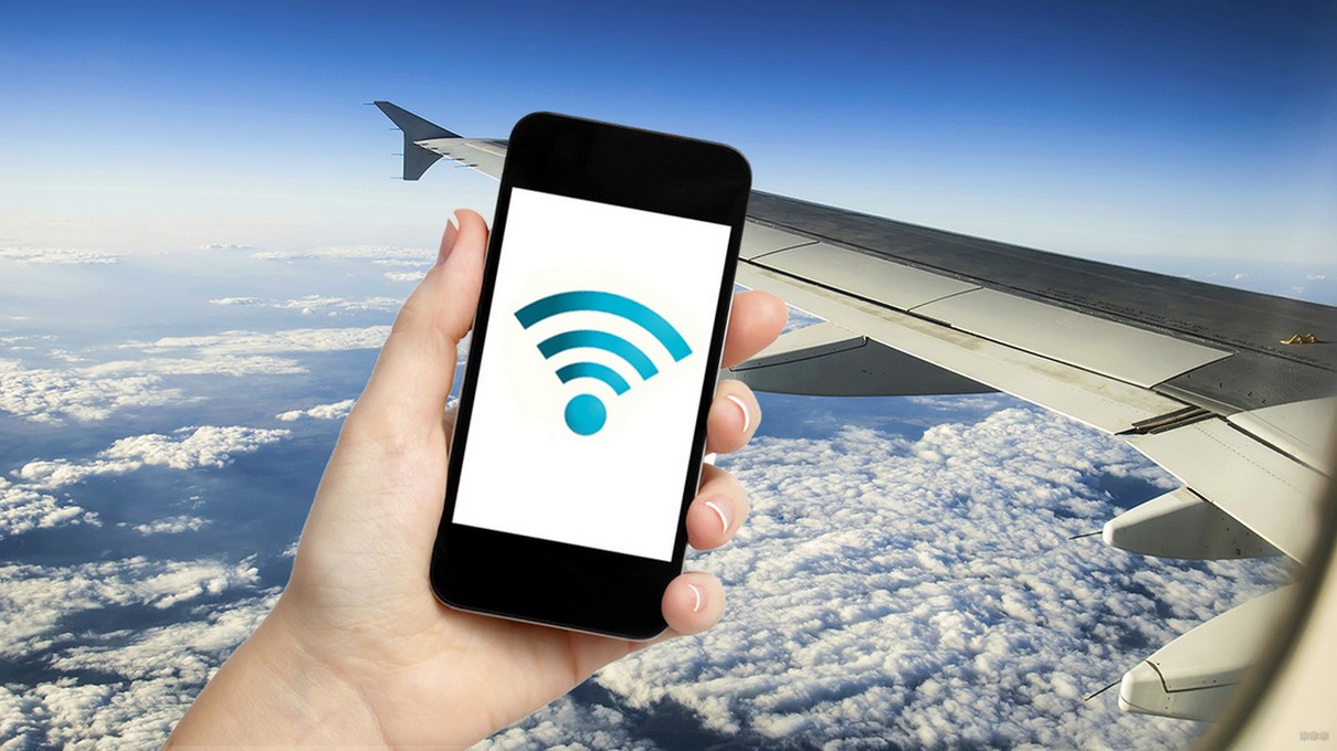 Wi-Fi в самолете: возможно ли и сколько стоит подключение на борту?